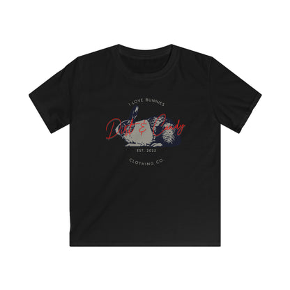 Bunny love: The perfect t-shirt for bunny and animal loving-kids.
